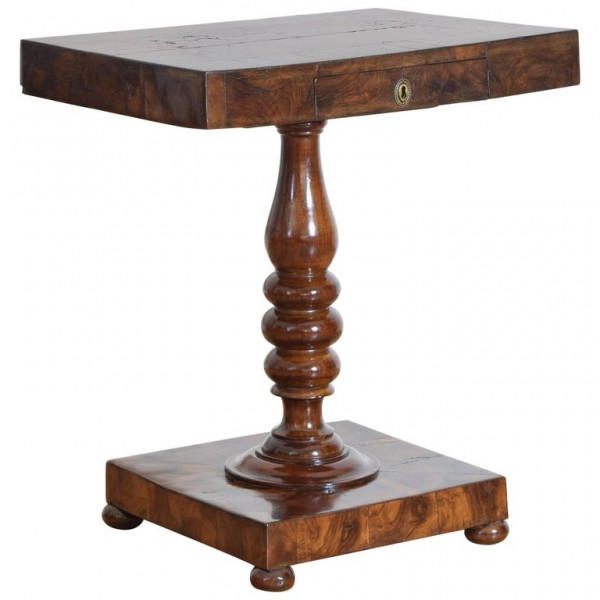 Walnut Veneered 1-Drawer Table