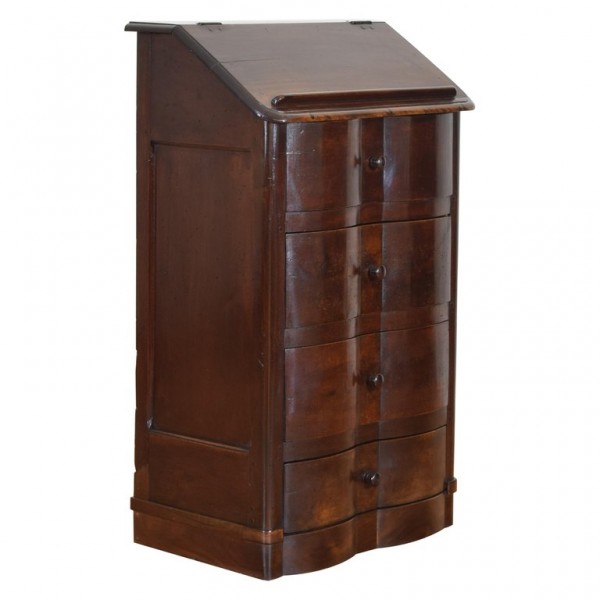 Walnut 4-Drawer Bureau Commode