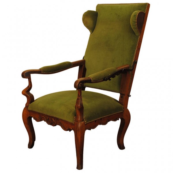 Fruitwood Reclining Fauteuil de Oreilles