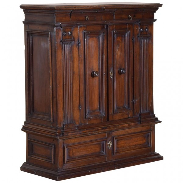 Walnut Piccolo Credenza