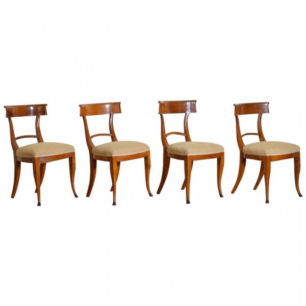 Set of 4 Walnut and Ebonized Chairs