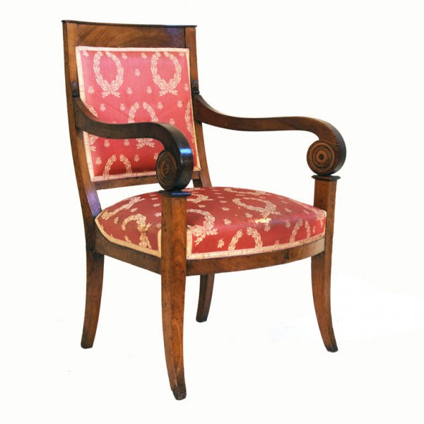 Walnut Fauteuil