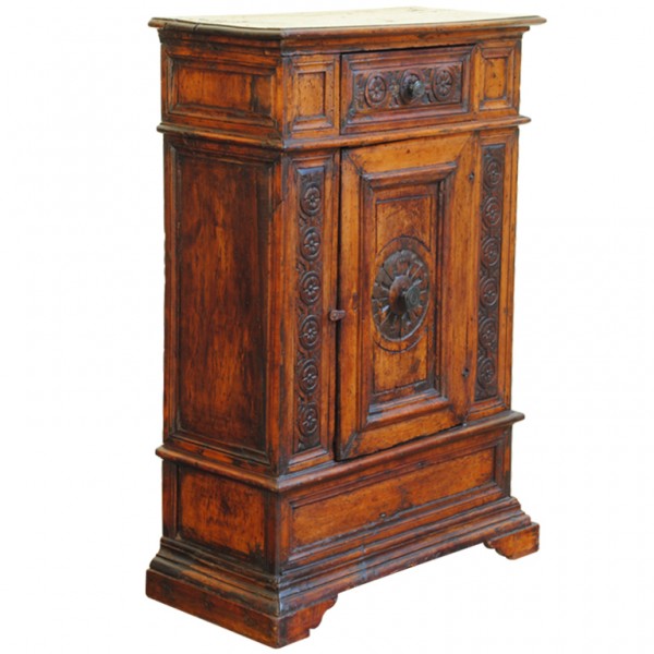 Carved Walnut Piccolo Credenza