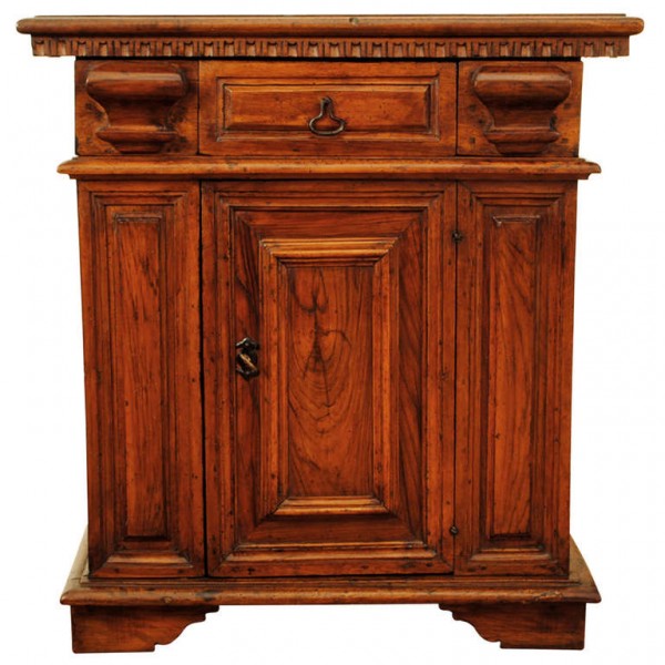 Walnut Piccolo Credenza