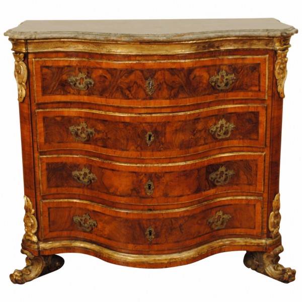 Walnut Commode with Giltwood Decorations and Feet