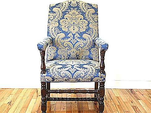 Walnut Fauteuil with Lean 