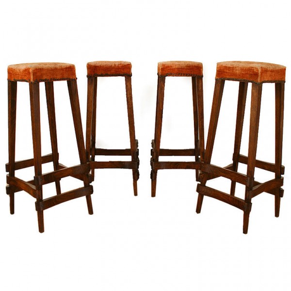 Set of 4 Chestnut High Stools