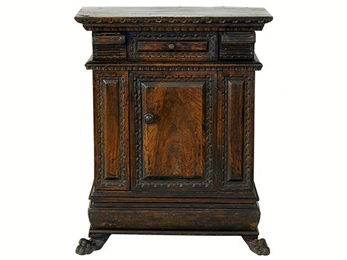 Walnut Piccolo Credenza