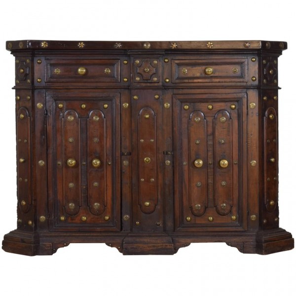 Walnut and Brass Mounted Scantonata Credenza