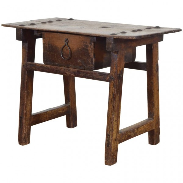 Pinewood Trestle Table with Large Iron Decoration