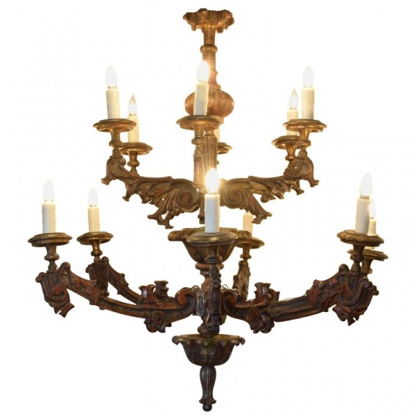 Carved Giltwood 2-Tier 12-Arm Chandelier