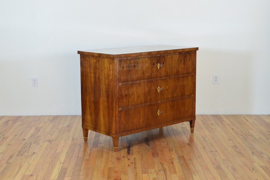 3-Drawer Commode