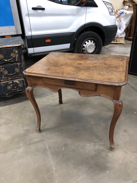 Walnut 1-Drawer Table, Carved Apron