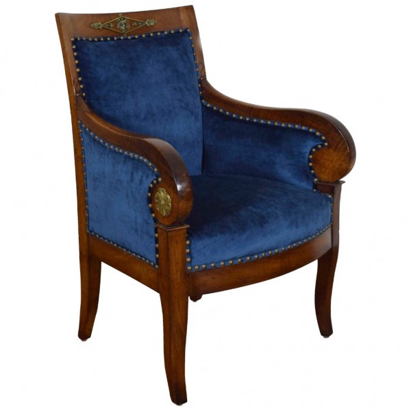 Walnut Bergere