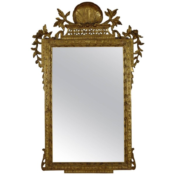 Carved Giltwood Mirror 
