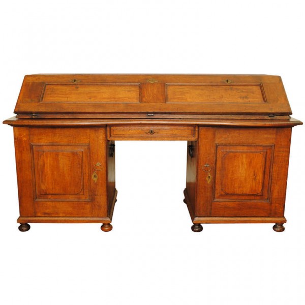 Beautiful  Oak Campaign Desk