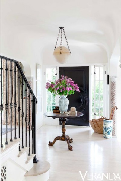 Chinoiserie Decorated Papier Mache Tray Table
