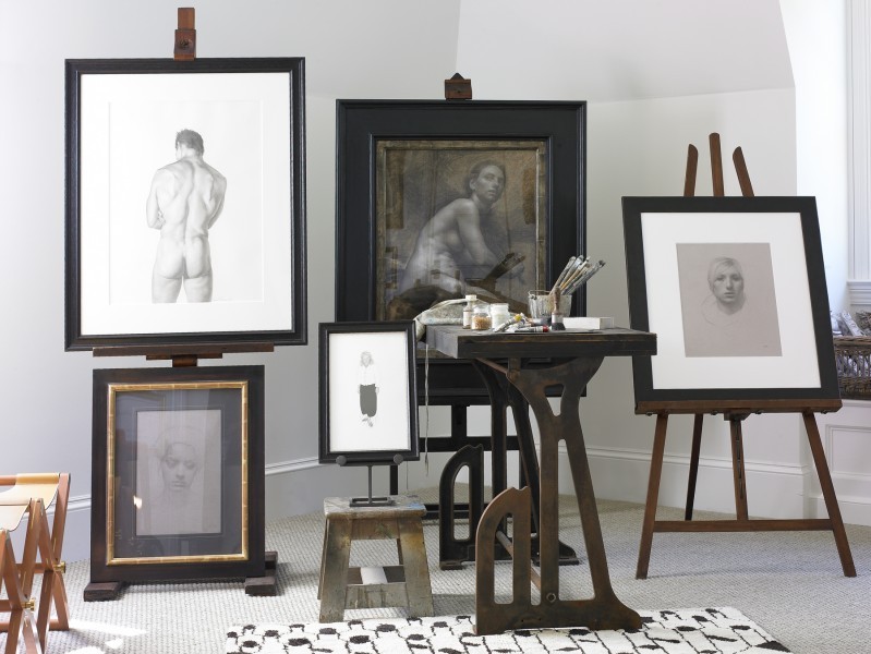 Stained Pinewood Adjustable Painter's Easel