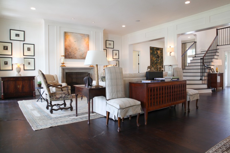 Fruitwood and Giltwood 1-Door Credenza