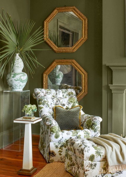 Pair of Carved Giltwood Octagonal Mirrors