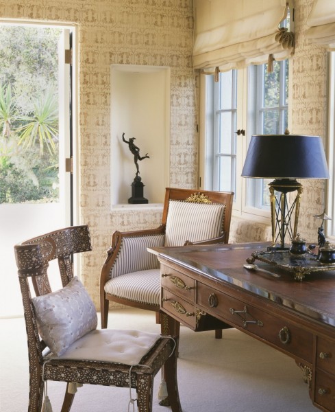 Walnut Bergere