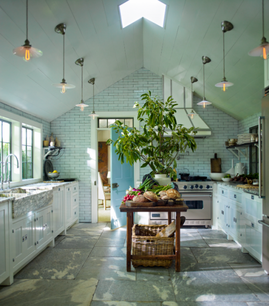 Cherrywood and Pinewood Farm / Dining Table