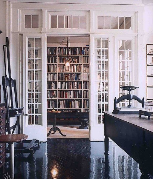 Triangular Painter's Easel 