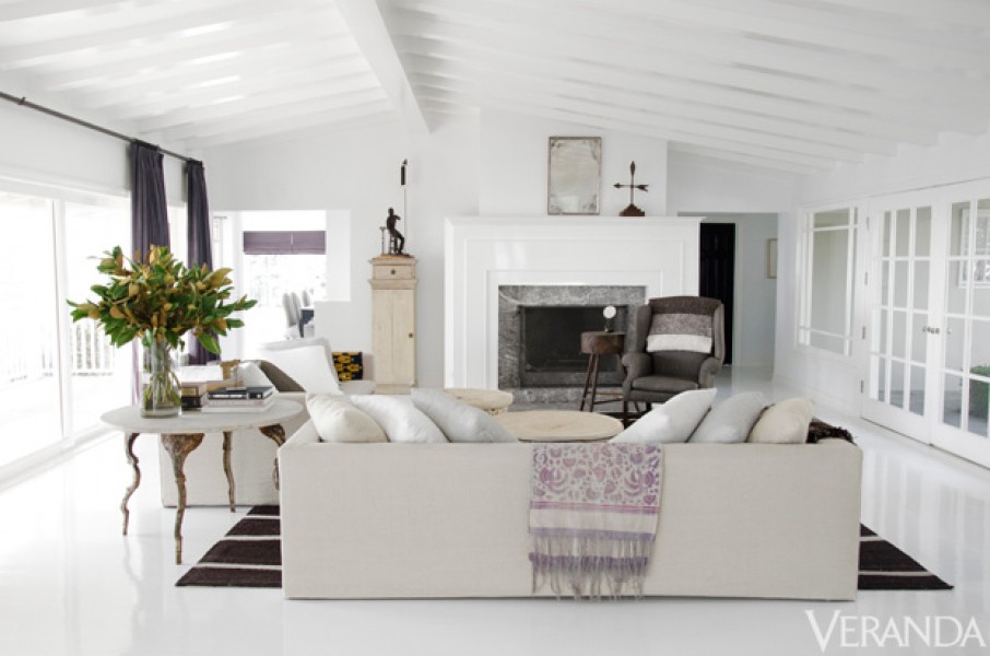 Oval Giltwood and Marble-Top Center Table