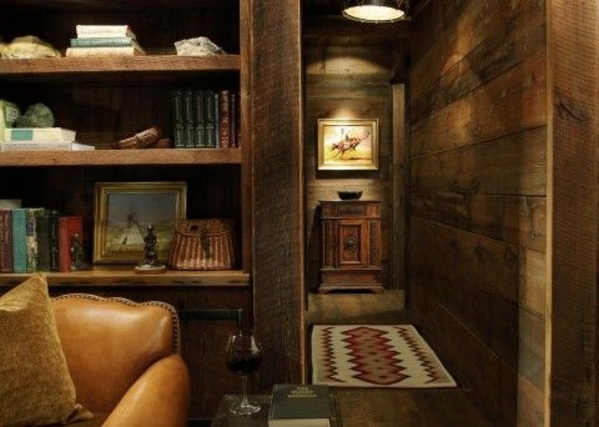 Unique Walnut 4-Drawer Commode