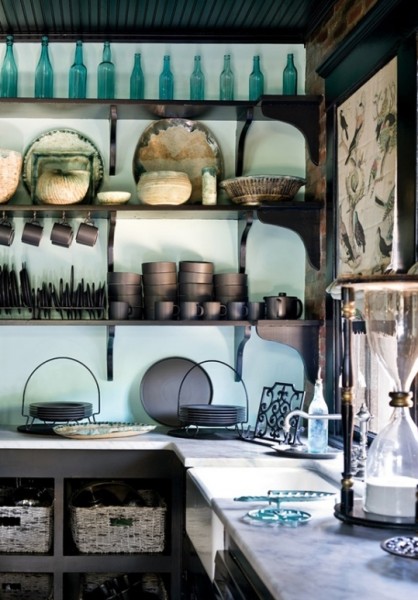 Walnut Wall-Mounted Plate Rack