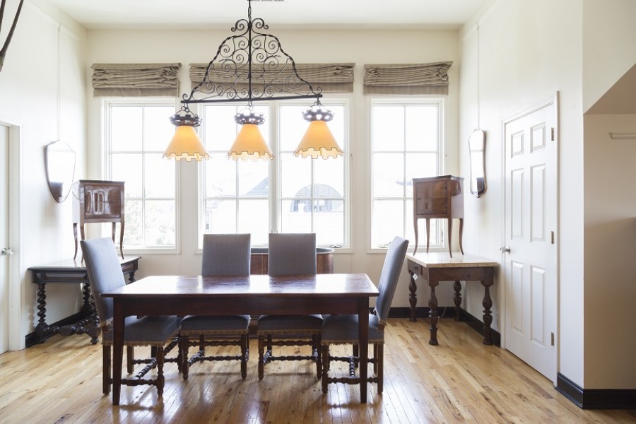 Ornately Wrought Iron Vertical Hanging 3-Light Fixture