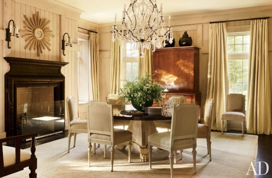 Gilt-Iron and Glass 16-Light Chandelier