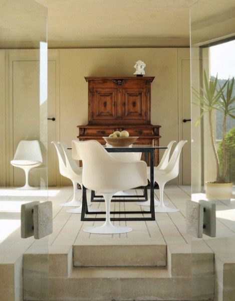 Painted Firwood Sacrestia