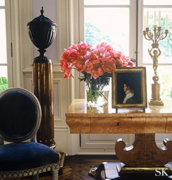 Figured Root Walnut Veneered Folding Console or Games Table