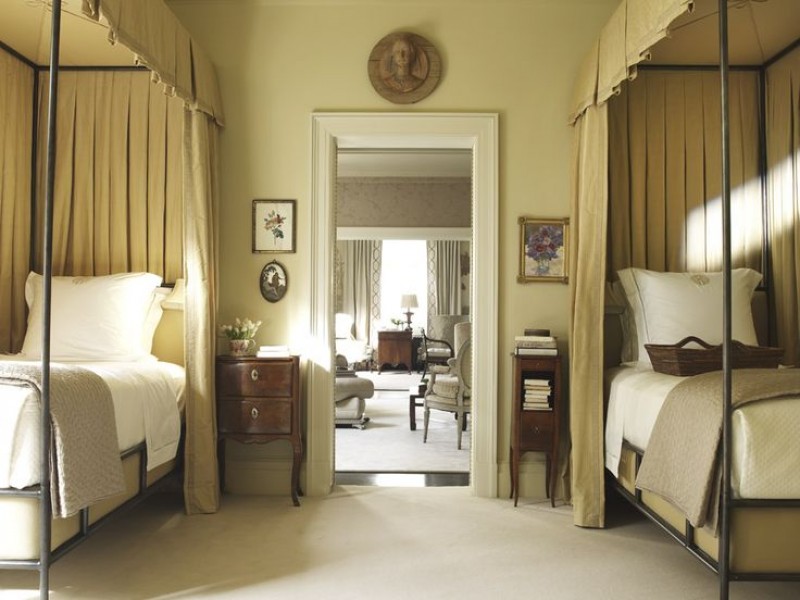 Papier Mache' and Wooden Stemma